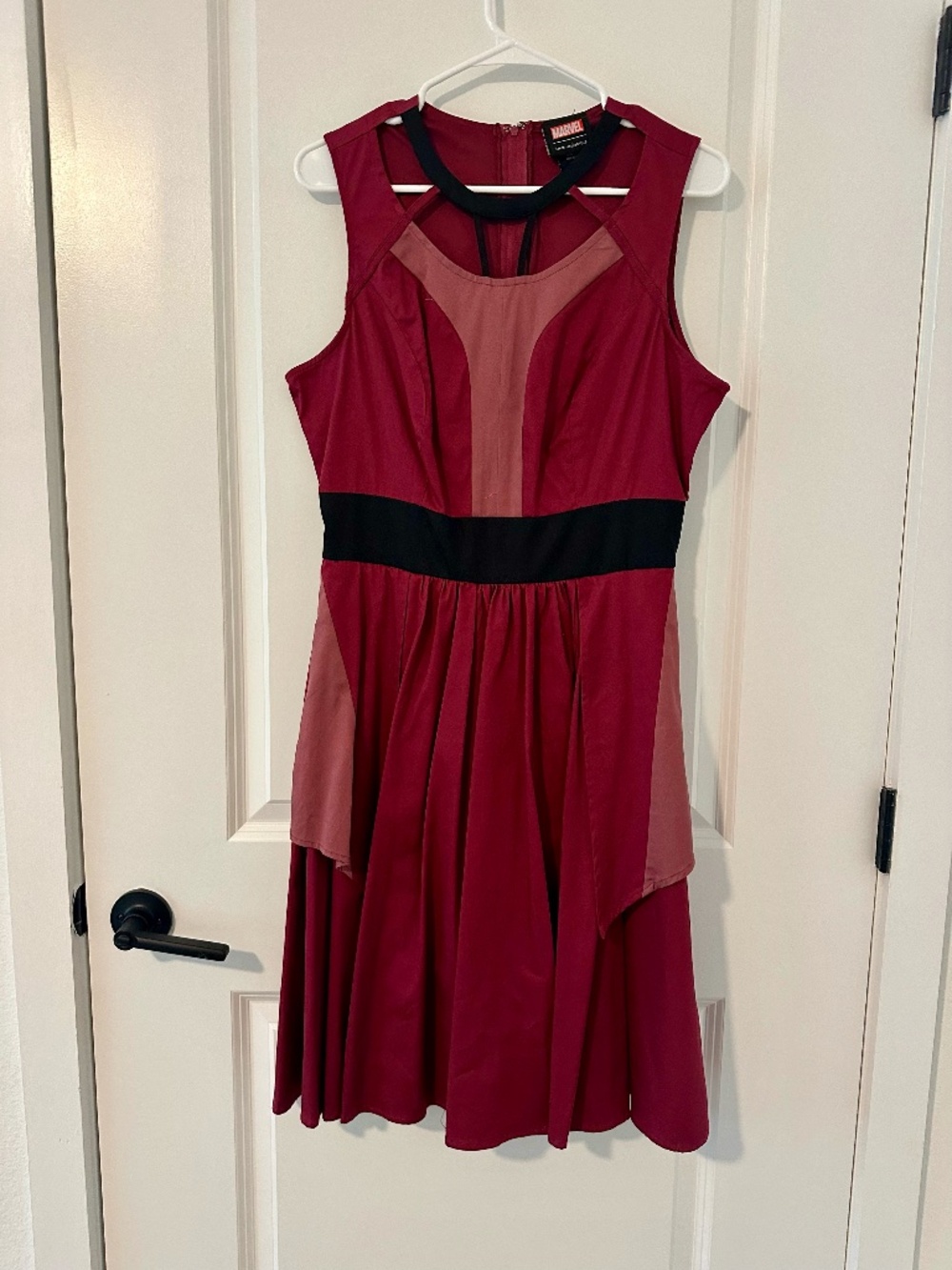 Her Universe Scarlet Witch Swing Dress Medium Doctor Strange Marvel Wanda